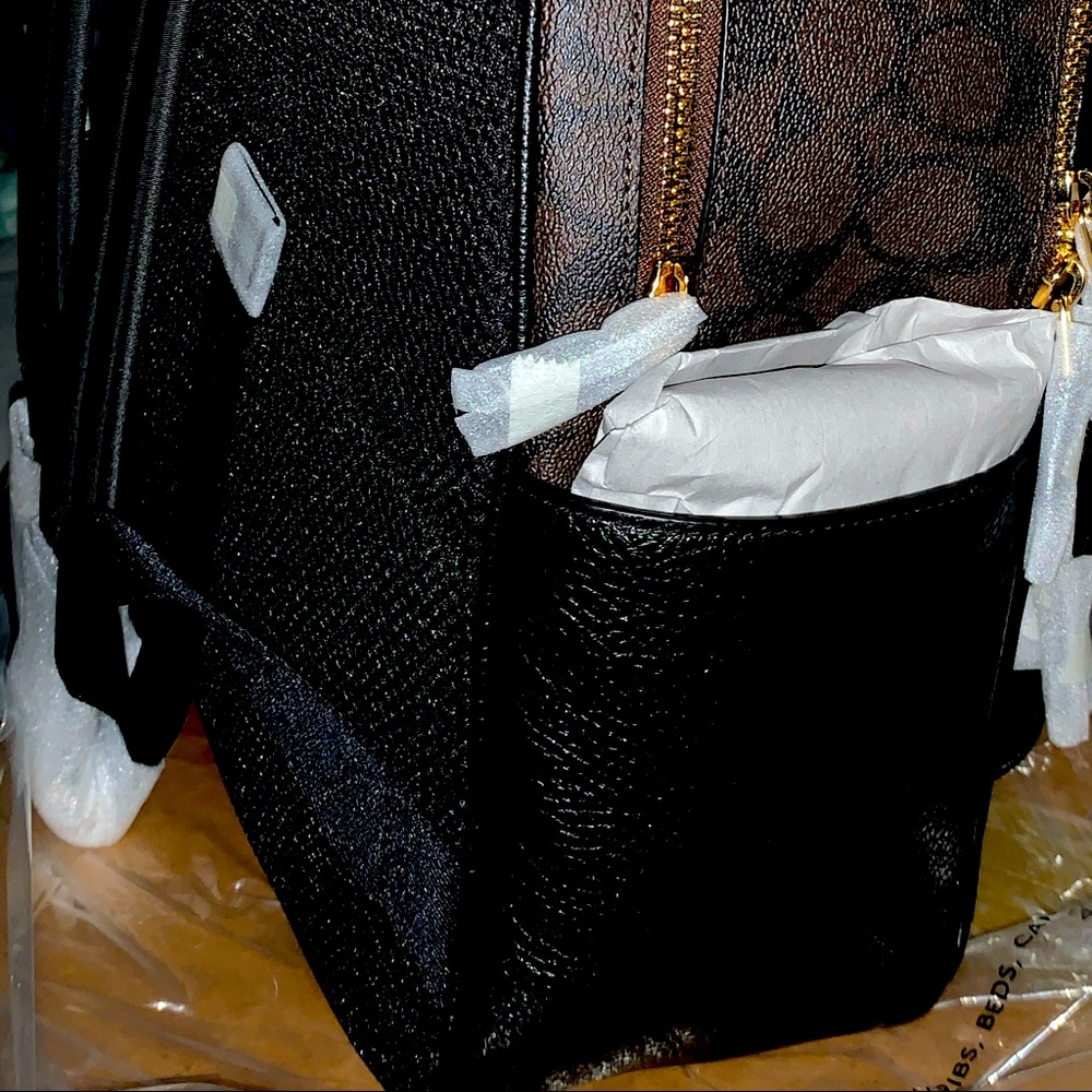 Coach Signature Monogram Lg Court & Bordeaux NO WRISTLET NO BELT! BACKPACK ONLY! - Picture 5 of 16